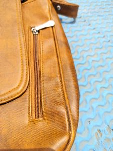 👝UNIQUE SLINGBAG PREMIUM