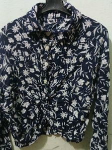 Chic Floral Print Twist-Front Top