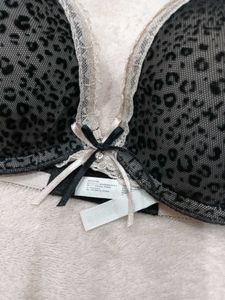 Stylish Leopard Print Bra