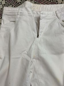 pretty white colour skin fit jeans
