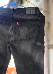 Levi's Dark Wash Denim Jeans