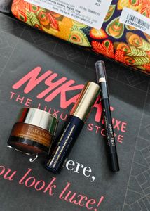 Estee Lauder Beauty Set With Pouch