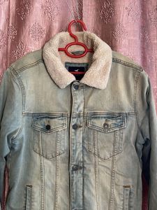 hollister deniam jackets