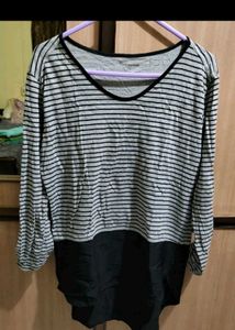 Set of 4 trendy tops