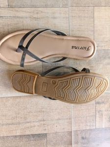 Fiorina Flip Flops