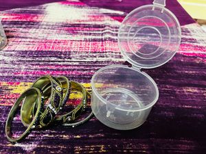 6 metal  Bangle Set with box new