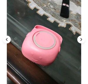 silicone bath scrubber