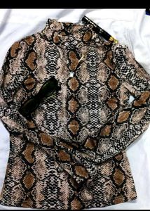 Y2K Stylish snake print turtleneck top