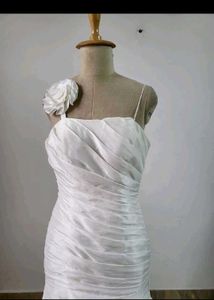 Elegant White Bridal Gown 32+34