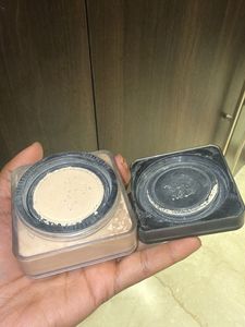 Huda Beauty Compact Powder Banana bread