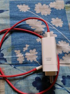 OnePlus 100W SUPERVOOC Charger