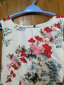 Floral Sleeveless Midi Dress