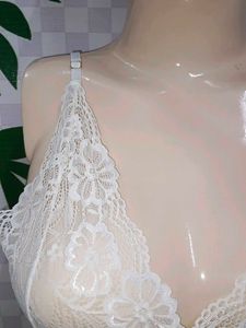 (900)Lace Bralette