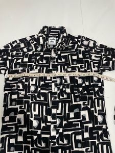 shirt black and white
