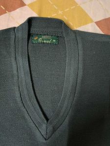 New sweater size 38