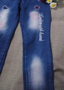 Embroidered Detail Jeans