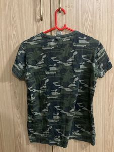 Imported Men's Camouflage T-Shirt