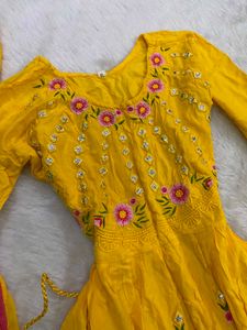 Vibrant Yellow Embroidered 3-Piece Anarkali / Shar
