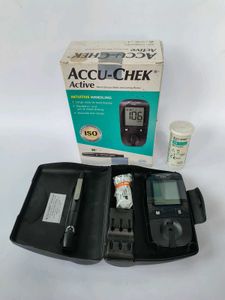 Accu-Chek Active Glucometer | 6 Strips | 8 Lancets