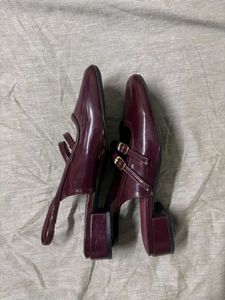 Chic Burgundy Patent Slingback Heels