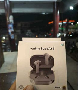 realme buds air 8