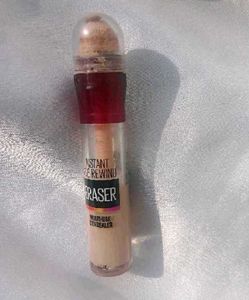 Maybelline Instant Age Rewind Eraser Concealer