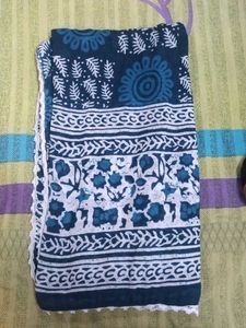 Handblock Printed Cotton Dupatta – Indigo Blue &amp; W