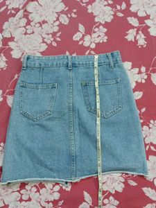 Denim skirt