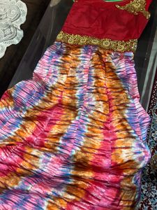 gown