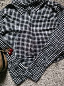 A casual Crop Shirt fit for Summers.
