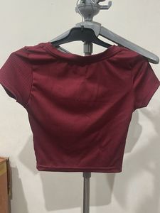 Ribbed Cropped T-Shirt