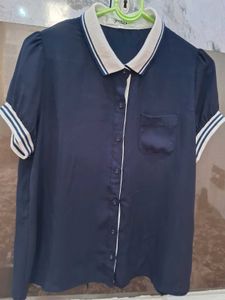 Chic Navy Collared Short Sleeve Top