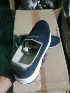 NEW NO USED CASUAL SHOES FOR MAN,