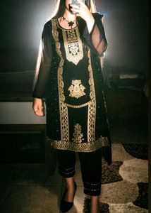 Elegant Black & Gold Kurta Set