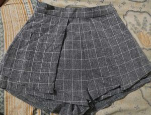Korean Style High-Waist Checkered Pleated Shorts