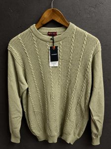 TRENDS Premium Cable Knit  Sweater