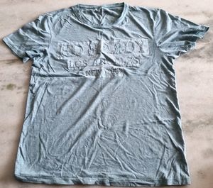 Green Tshirt