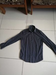 Men's Charcoal Grey Button-Up Shirt