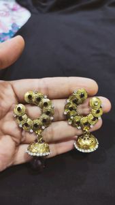 wine colour stone stylish earings