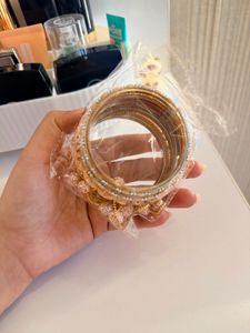 Sparkling Peach Bangles 8 pcs