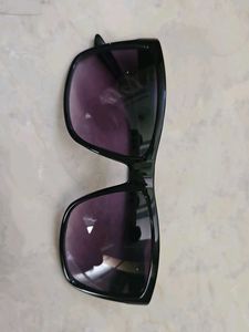Stylish Black Frame Sunglasses