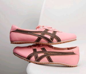 Onitsuka Girls