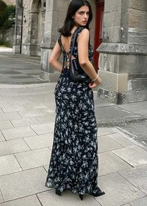 Newmee Floral Lace Maxi Dress