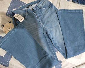 Light Wash Flare boot leg Jeans🥳