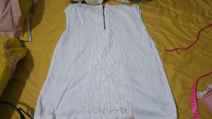 H&amp;M Tshirt Coral and White Top with Lace Detail