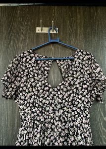 Chic Floral Print Mini Dress