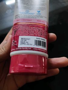 Mamaearth Beetroot Face Wash
