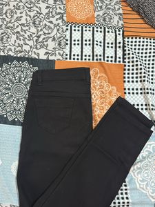 Classic Black Skinny Jeans