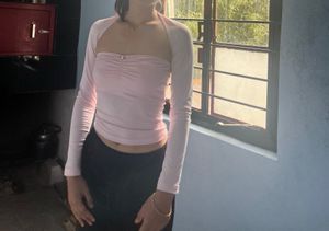 Cute Pink Cropped Top with Sleeves