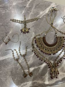 Exquisite Indian Bridal Jewellery Set